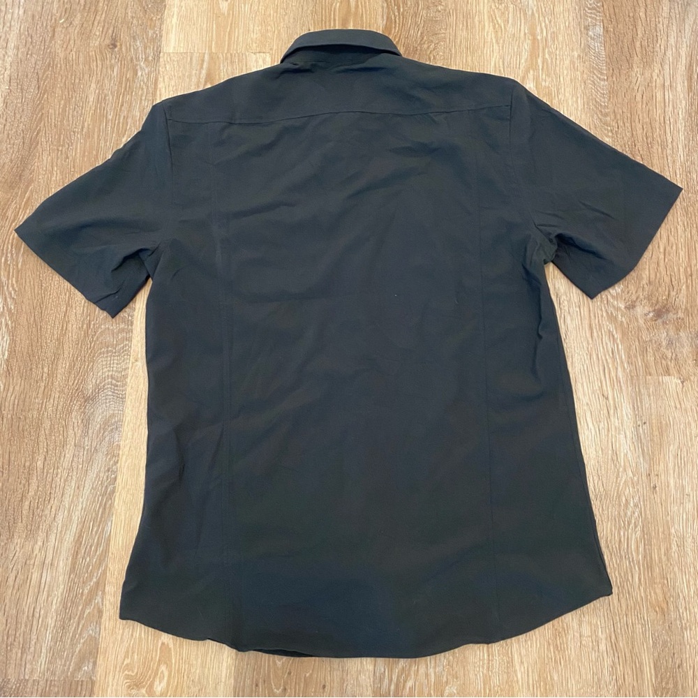 NWT Western Rise Men’s Large Short Sleeve Button Up Black Performance Stretch - Picture 2 of 5